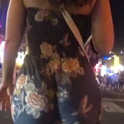 Jiggly Latina