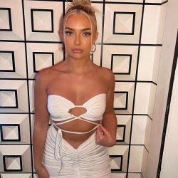 Hot blonde with daddy’s money loves BBC