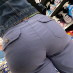 Phat booty mommy