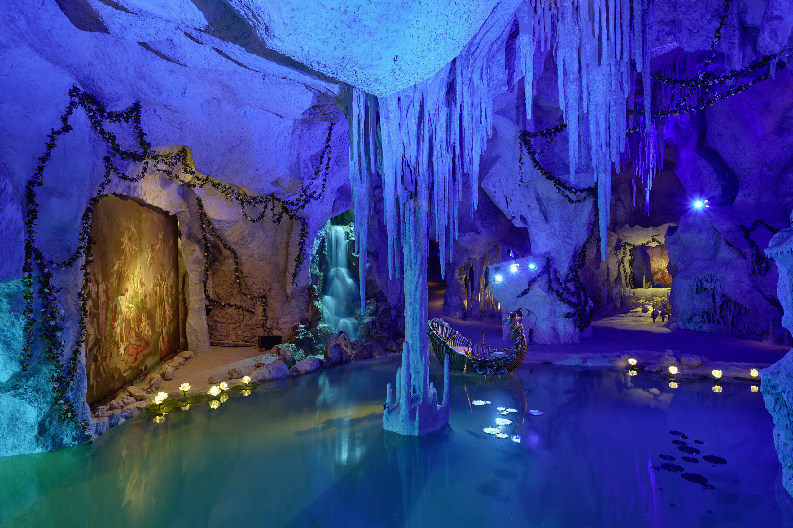 „...und in diese Grube ein Bauwerk gesteckt, das seinesgleichen sucht“ - Die Restaurierung der Venusgrotte Linderhof in den Jahren 2015 bis 2025 - Blog der Bayerischen Schlösserverwaltung