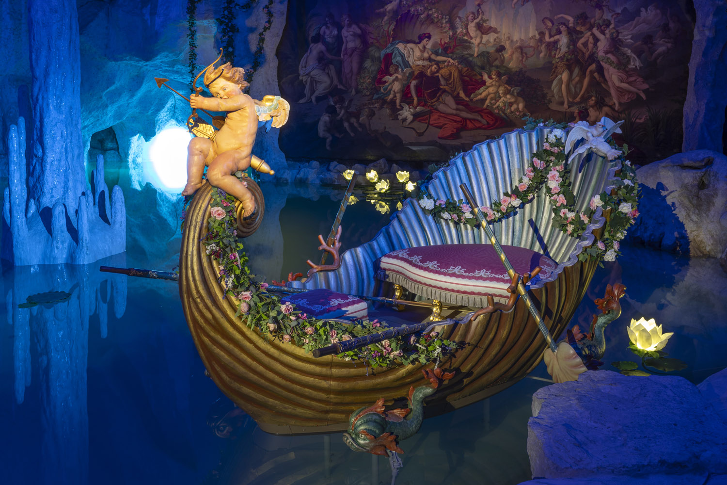 Der Muschelkahn in der Venusgrotte Linderhof | Blog der Bayerischen Schlösserverwaltung
