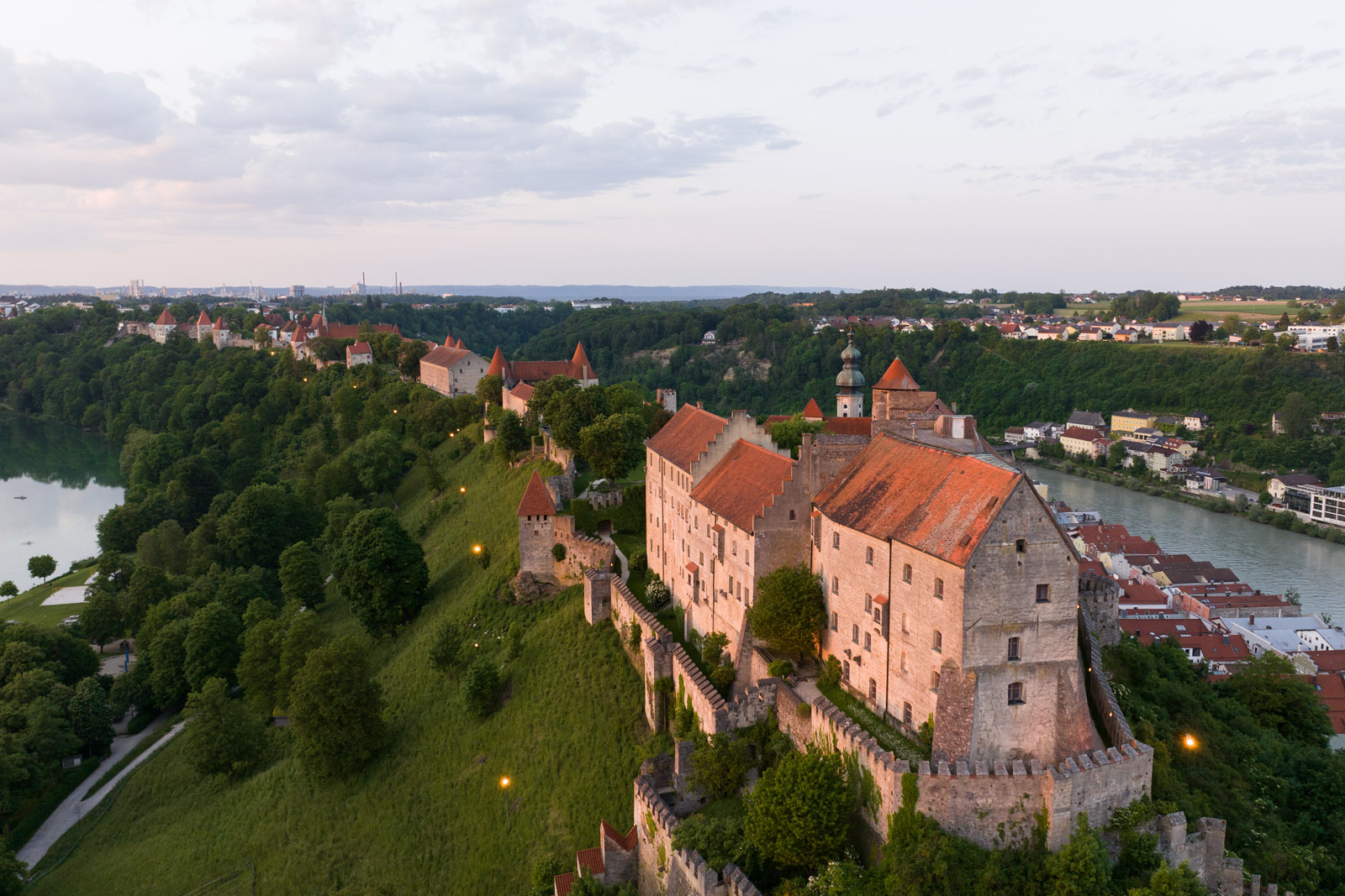 Burghausen: 1.000 Jahre, über 1.000 Meter sowie eine Menge Frauen und Kinder | Blog der Bayerischen Schlösserverwaltung