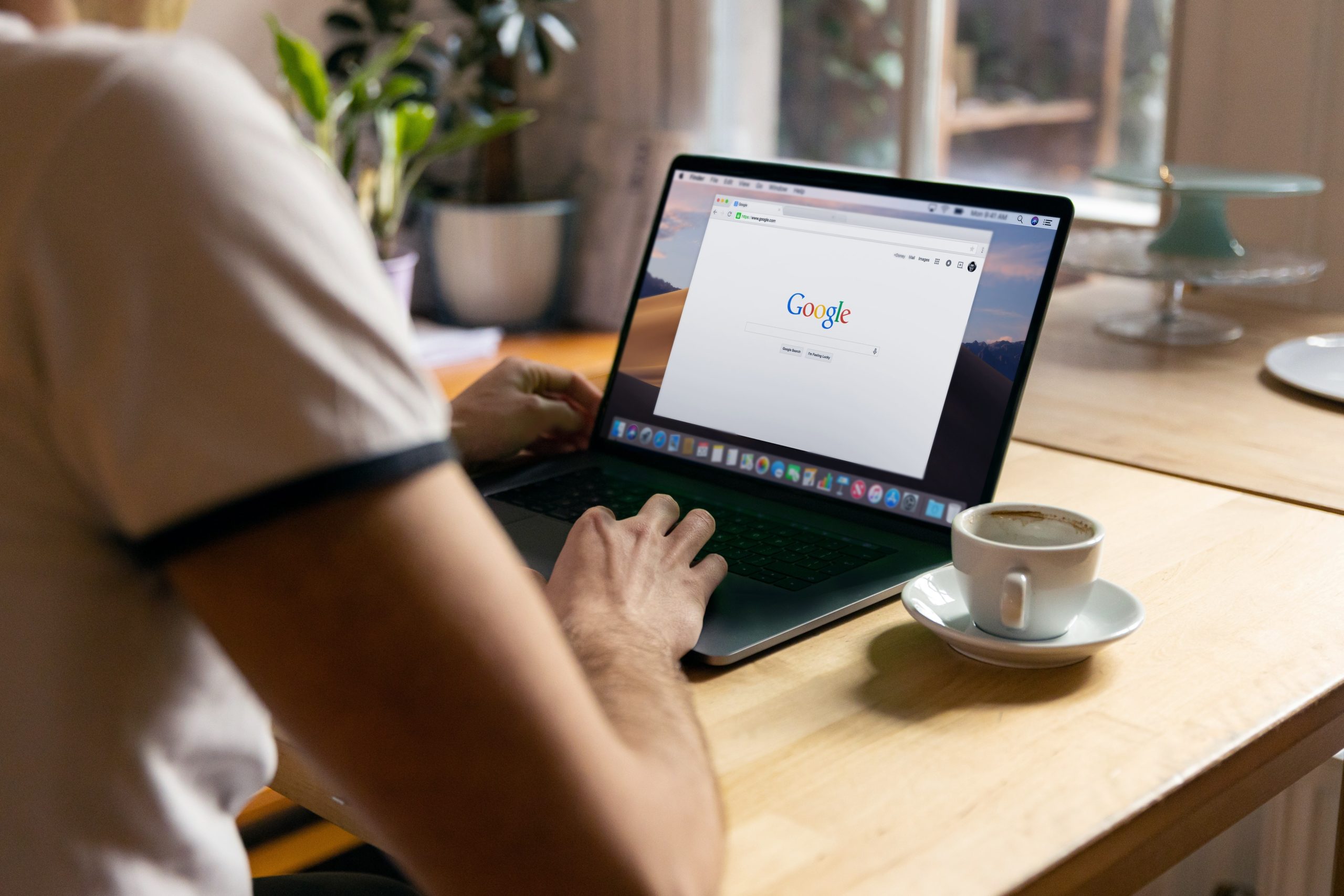 Traditional SEO vs. Local SEO: Which Does Your Business Need? - SearchLab Digital