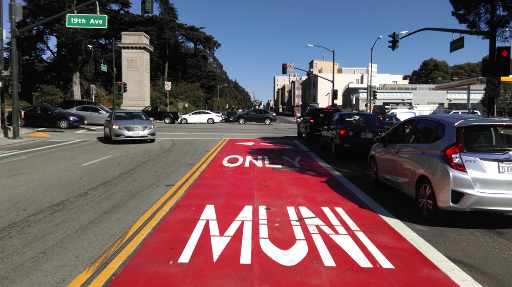 New Muni-Only Lanes Streamline Buses on Haight, Lincoln at 19th Avenue - Streetsblog San Francisco