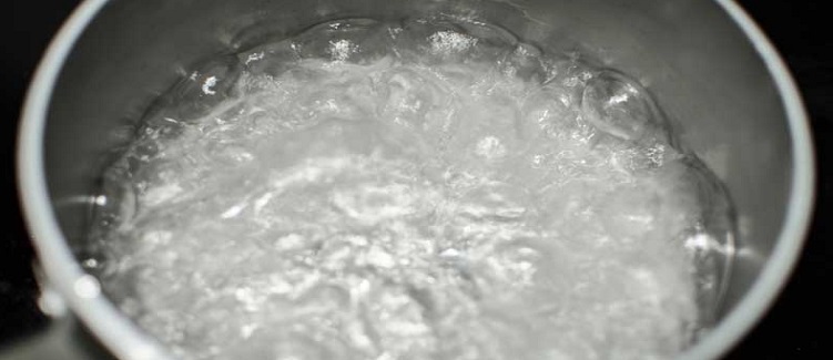 Why Boiling Water Makes It Safe to Drink | UPMC HealthBeat