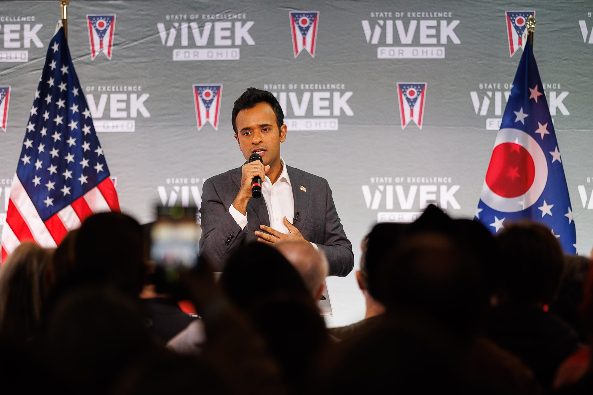 Vivek Ramaswamy talks unions, stadium financing and his American dream for Ohio - Signal Cleveland