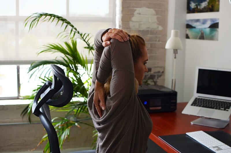 25 Office Exercises: Easy Desk-Friendly Ways to Get Fit