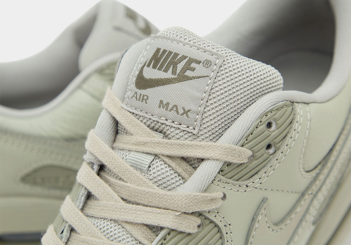 Nike Air Max 90 Light Spruce IB6828-300 | SneakerNews.com