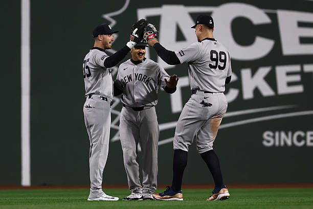 Yankees Roll Past Red Sox for Second Consecutive Sweep