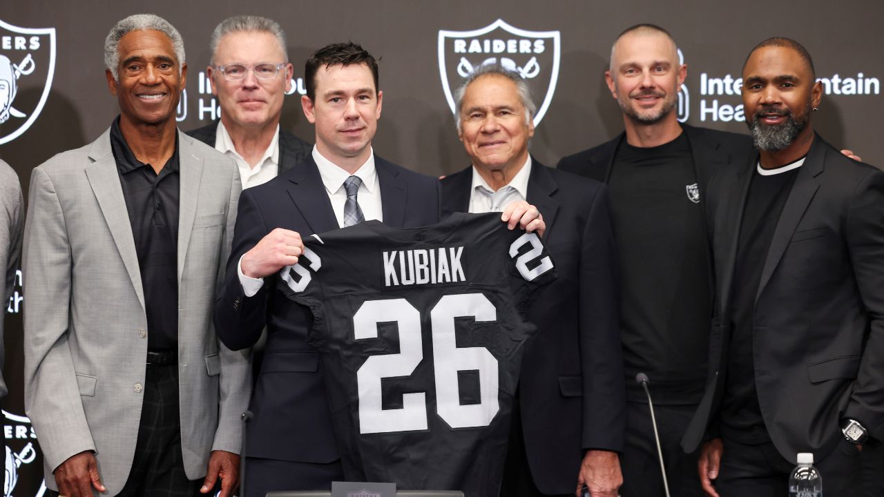 Klint Kubiak named Raiders head coach, is 'here because of Jesus'