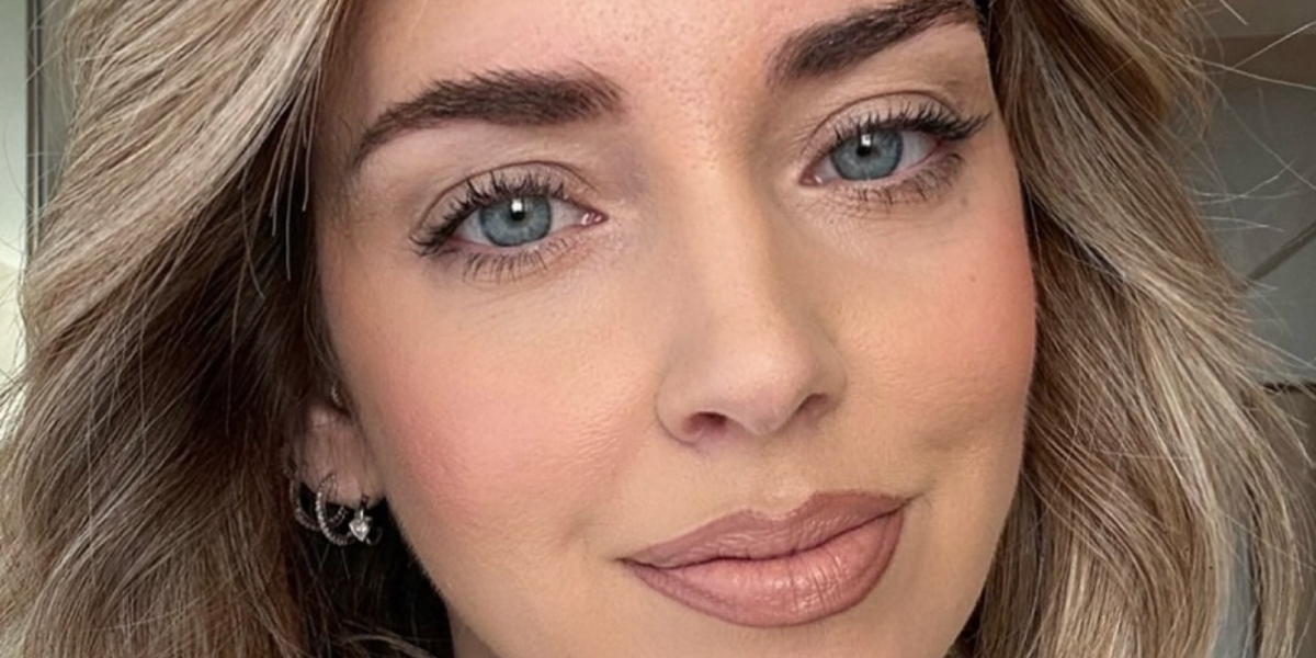 Chiara Ferragni, "la beneficenza serviva per un rafforzamento della sua immagine". Secondo la Procura generale, l'imprenditrice avrebbe ottenuto "accresciuto consenso" e "incrementi nei cachet" - Il Fatto Quotidiano