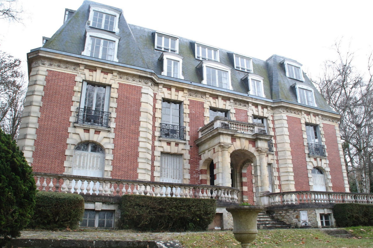 PHOTOS. Star Academy : 20 ans après, que devient le célèbre château de Dammarie-lès-Lys?