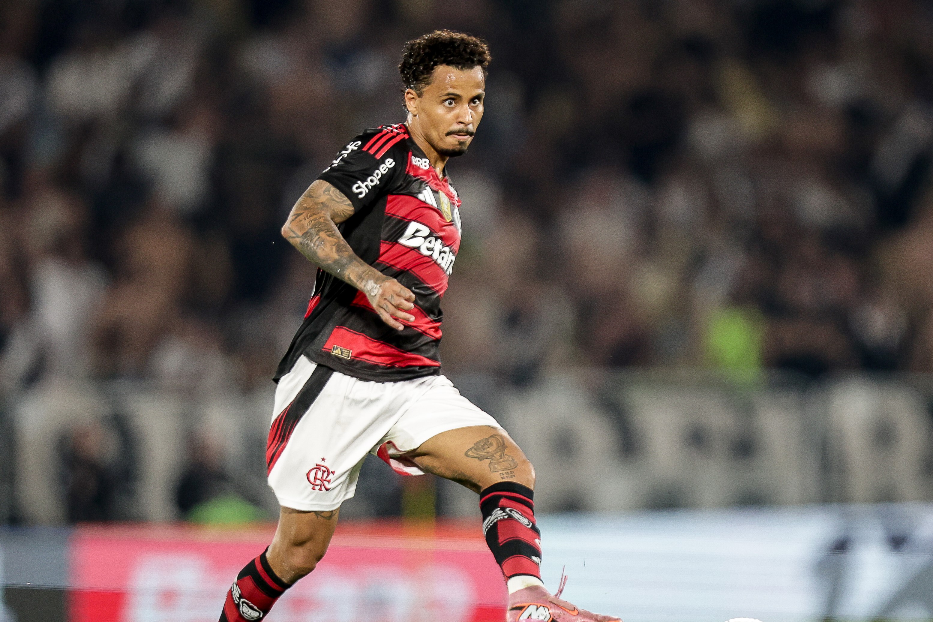 Corinthians entra na briga com o São Paulo por Allan, do Flamengo - Gazeta Esportiva