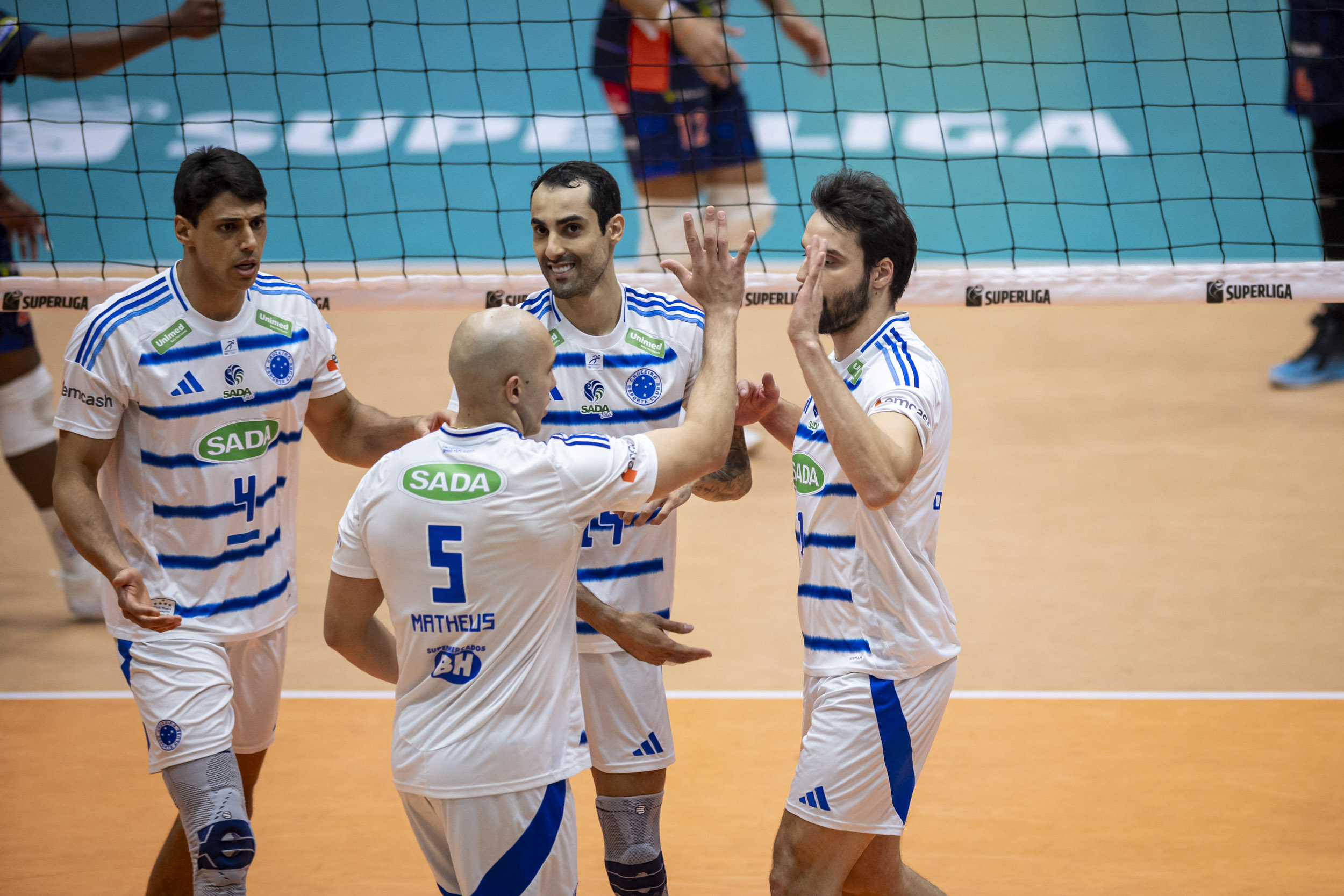 Cruzeiro vence o Monte Carmelo e amplia vantagem na liderança da Superliga