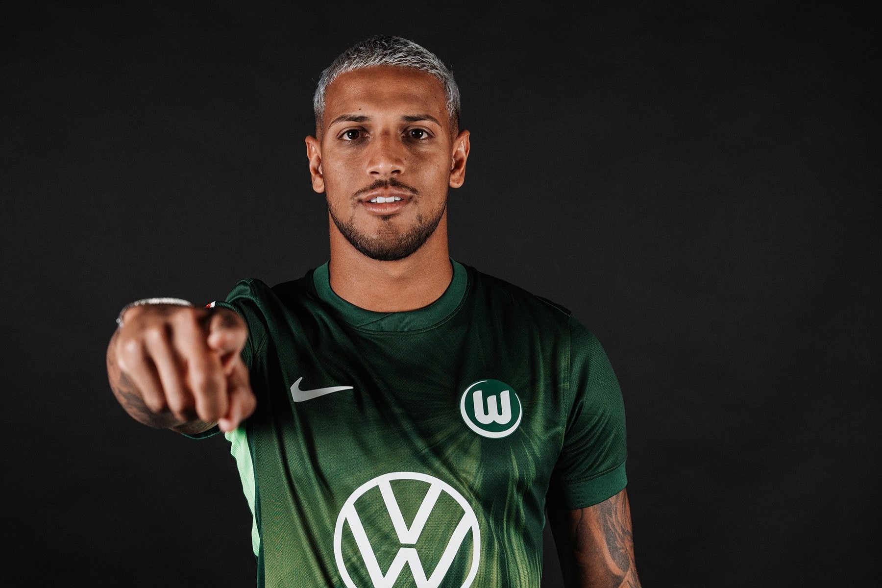 Volante brasileiro do Wolfsburg entra no radar do Corinthians - Gazeta Esportiva