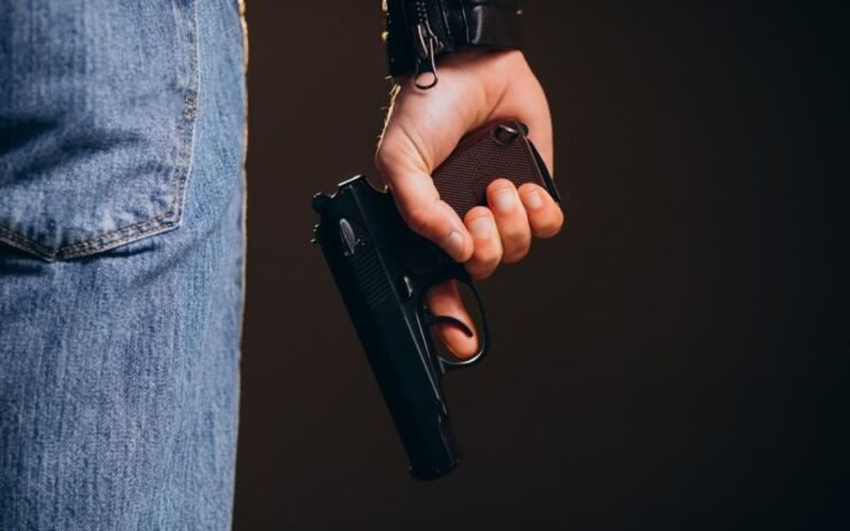 Jovem leva tiro no rosto, perde massa encefálica e vai com vida a hospital em SC