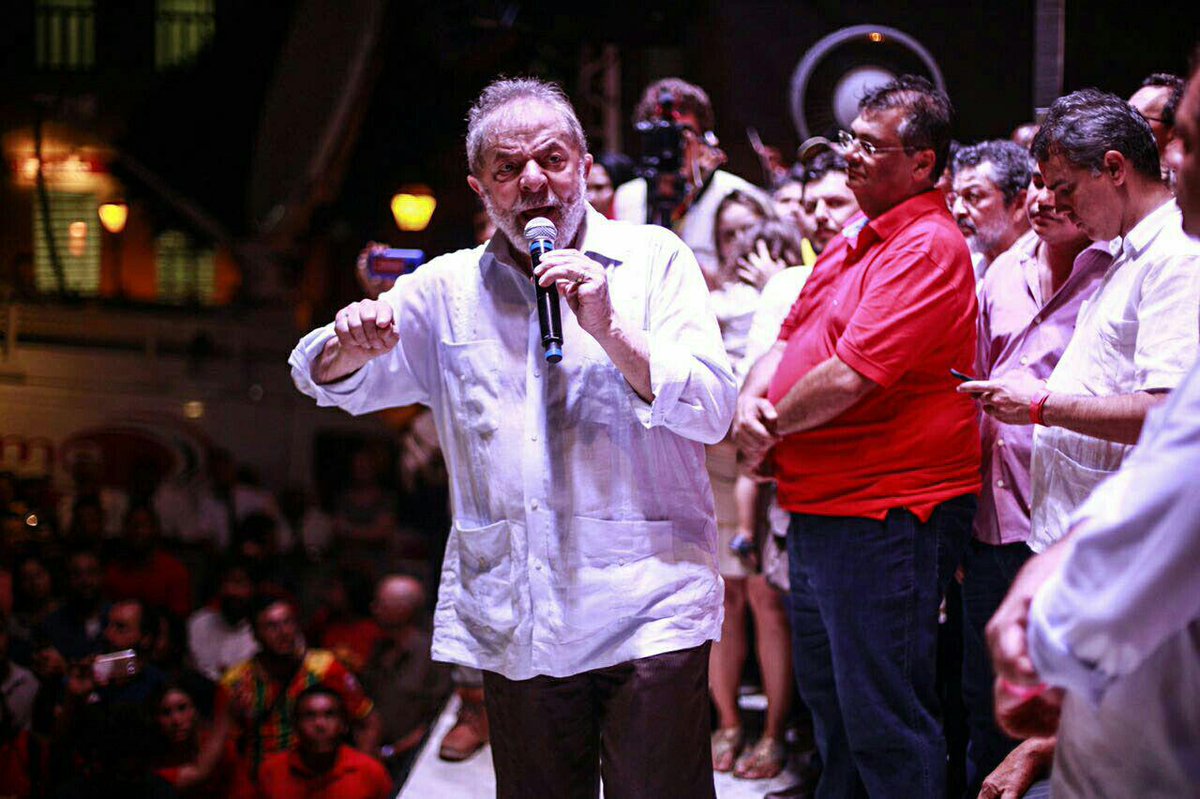 Com cara de campanha, último ato de Lula no Nordeste não lota praça