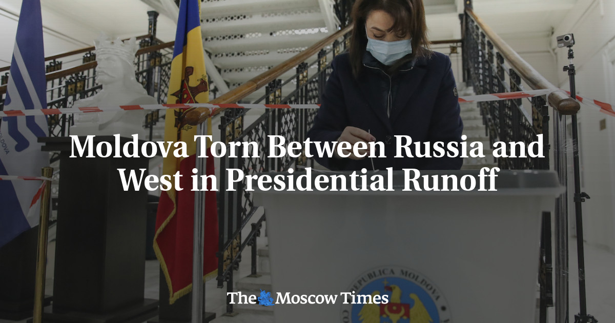 Moldova Torn Between Russia and West in Presidential Runoff - The Moscow Times