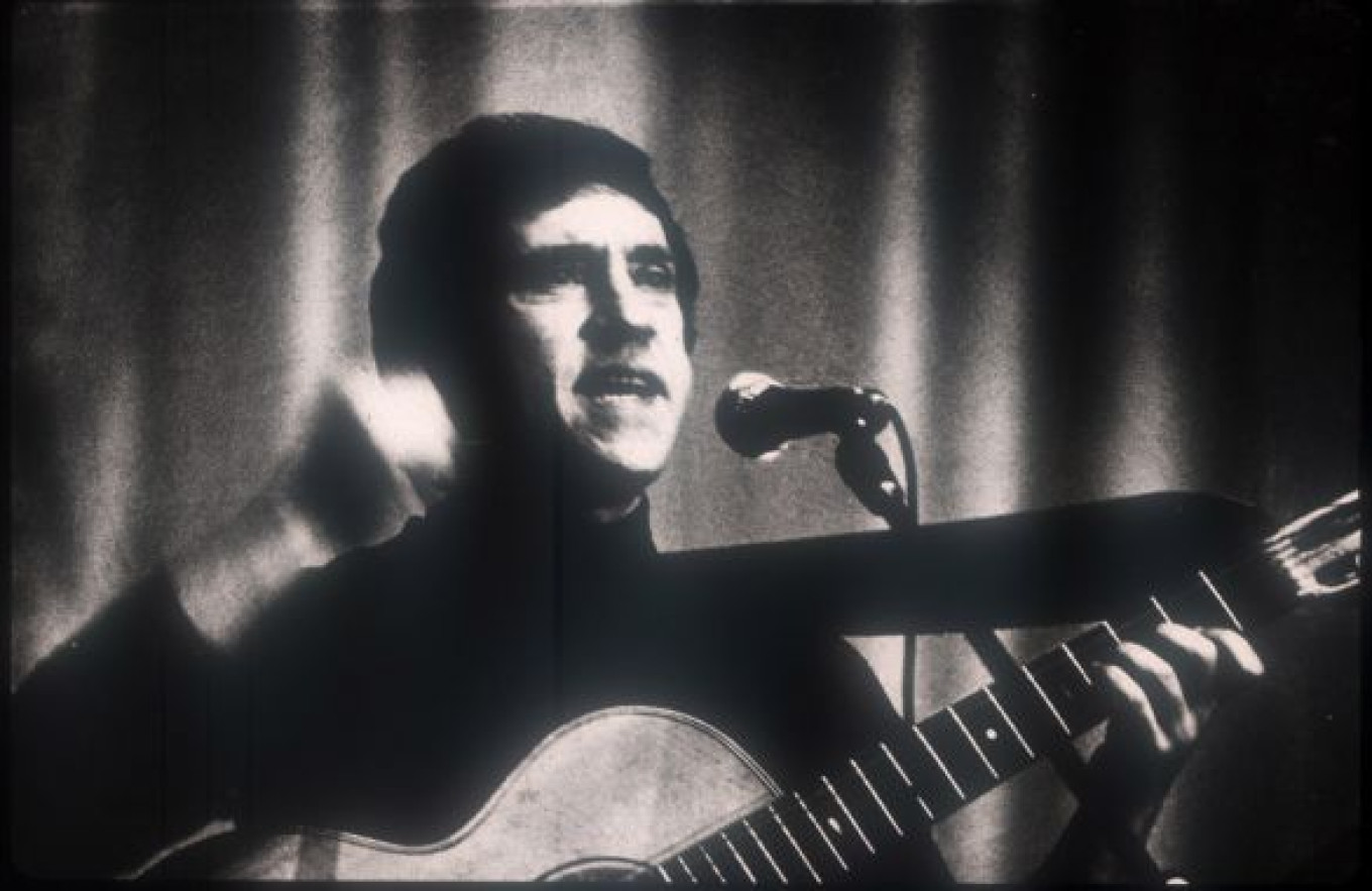 Vysotsky's Iconic Status Endures for 75th Birthday
