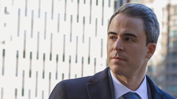 Insider Jury-Room Demonstration Persuaded Holdouts in Ex-Trader's Trial - The New York Times