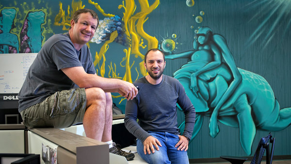 Facebook Enters $16 Billion Deal for WhatsApp - The New York Times