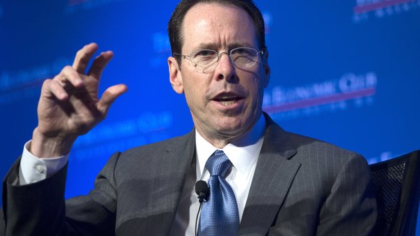 F.C.C. Asks AT&T for Details on Plans to Halt Fiber Expansion - The New York Times