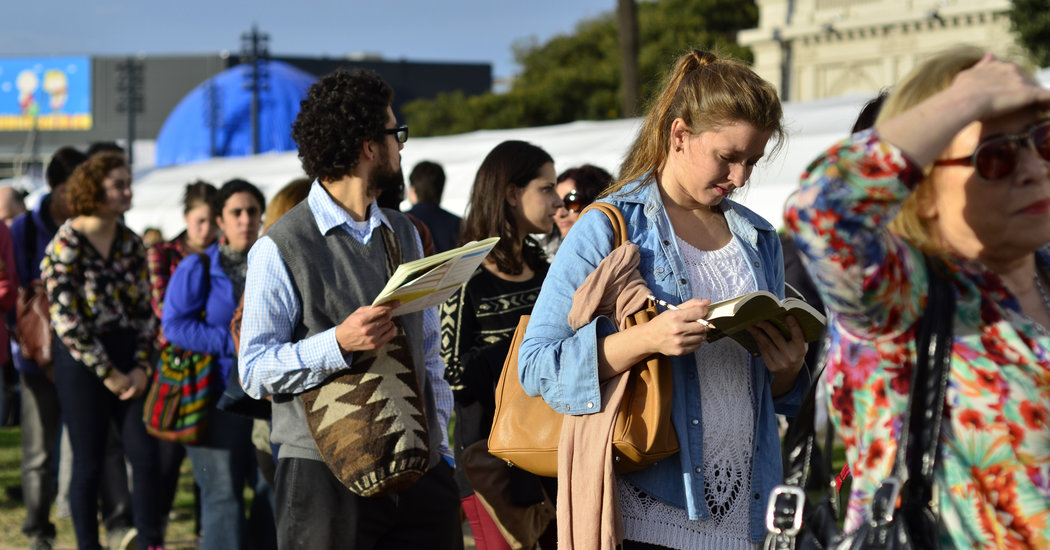 A Book Fair in Buenos Aires - The New York Times