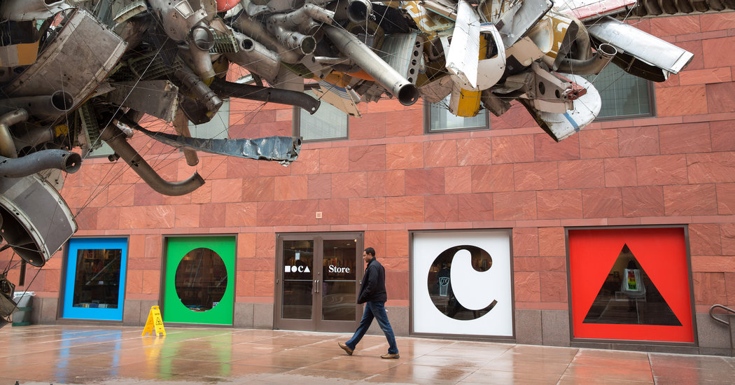 Museum Piggybacks on the Broad's Opening With Free Membership Offer - The New York Times