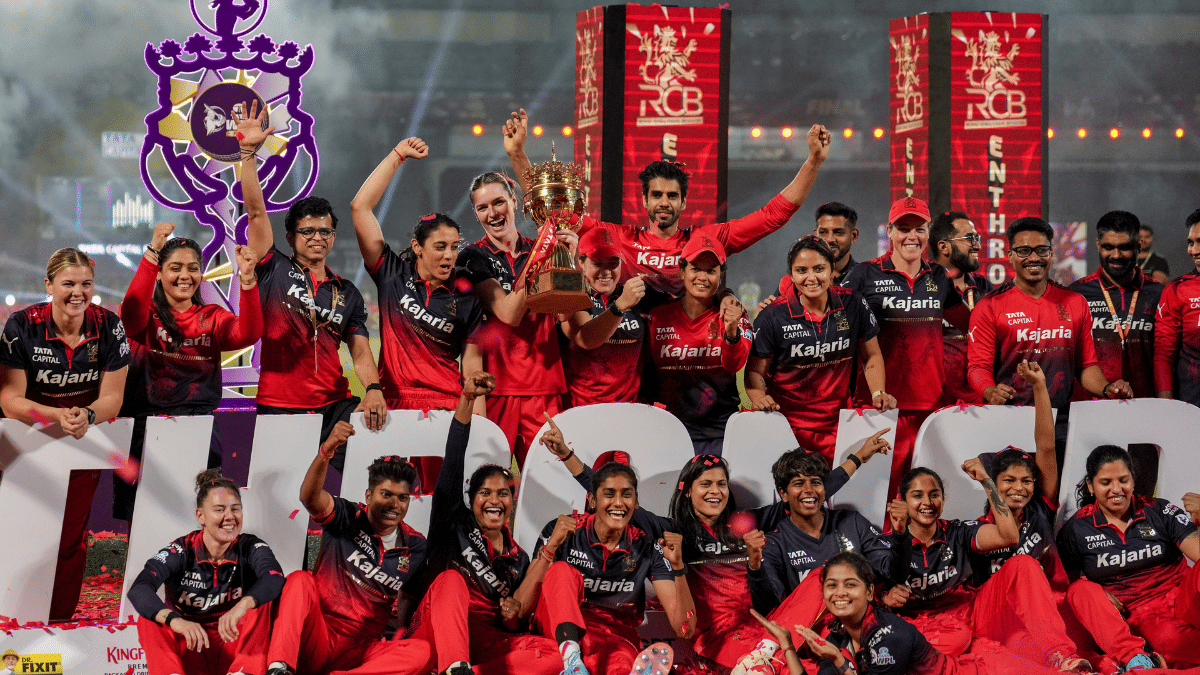 Mandhana-Voll partnership powers RCB to second WPL crown with record chase in final vs Delhi Capitals – ThePrint – Select