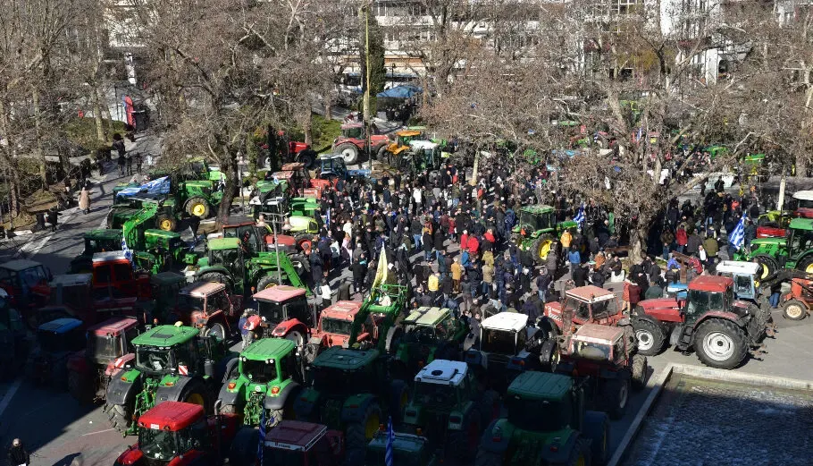 Farmers blockade highways over subsidy delays | Millet News