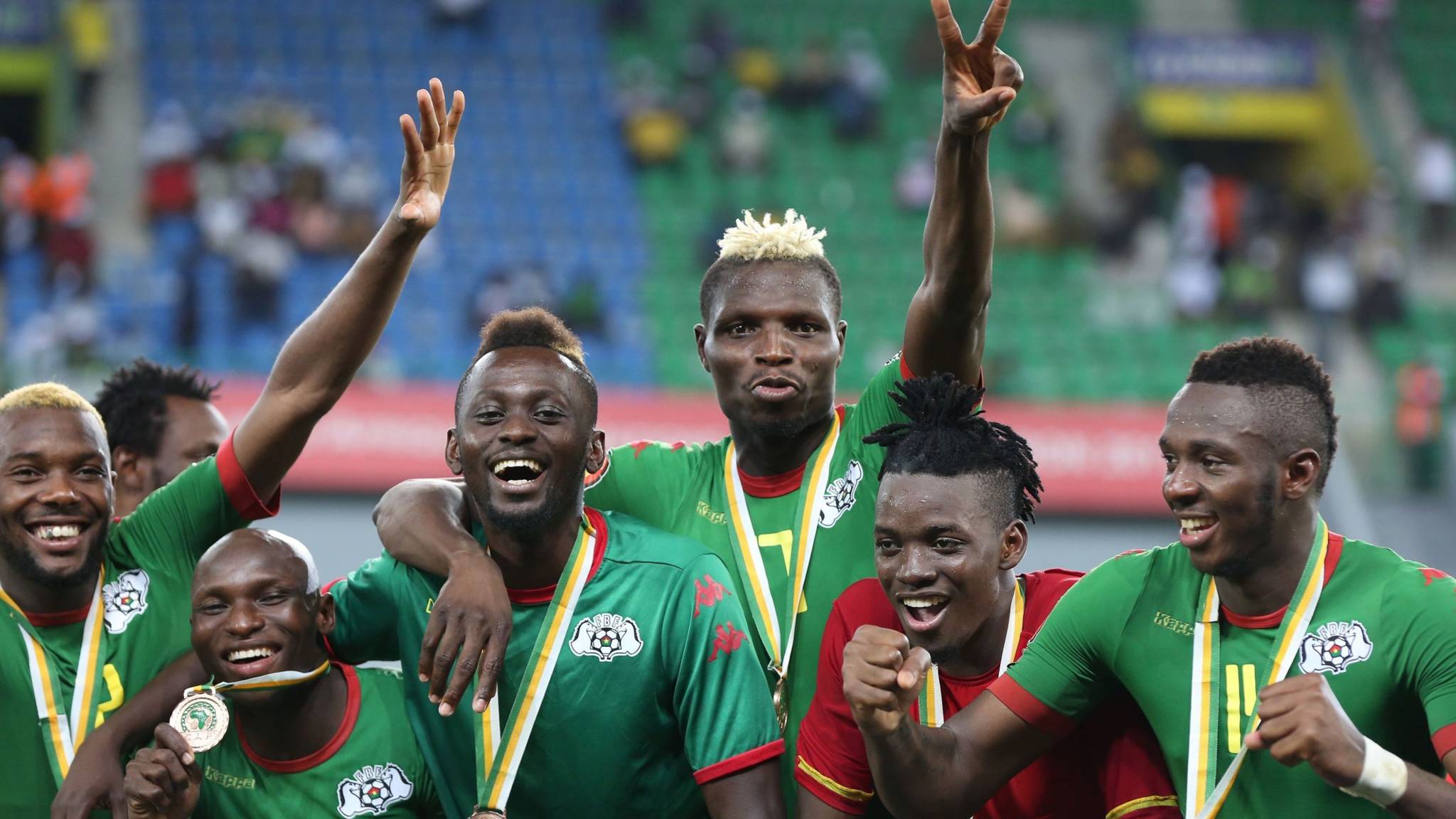How the Playabet Kenya App Transforms Your Betting Experience into Exciting Wins - studentsofuxd
