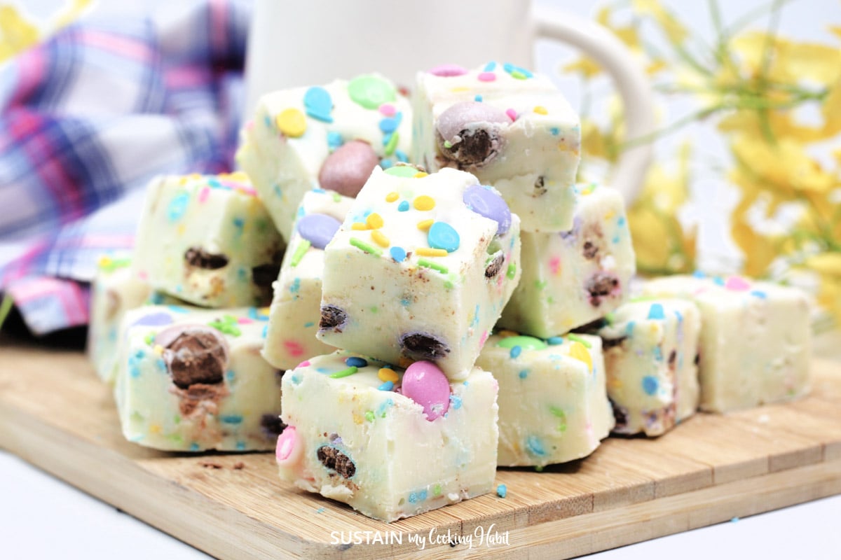 Easy No-Bake Easter Fudge Recipe - Sustain My Cooking Habit