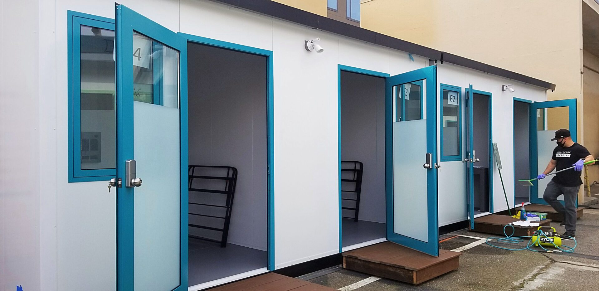 Swinerton Prefabricates and Volunteers for 33 Gough Street Supportive Housing Project - Swinerton