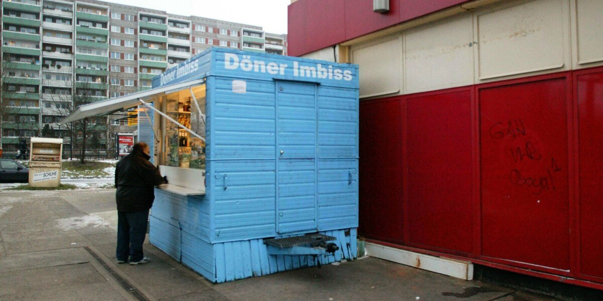 Türkisch-deutsche Kulturgeschichte: Die Vermessung des Döners | taz.de