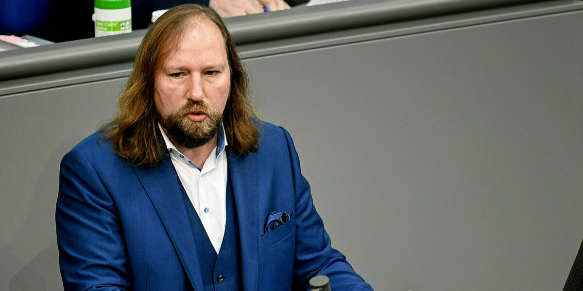 Waffenlieferungen in die Ukraine: Grüne in Erklärungsnot | taz.de