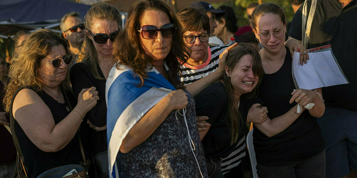 Essay zum Angriff der Hamas: Einfach weitermachen ist unmöglich | taz.de