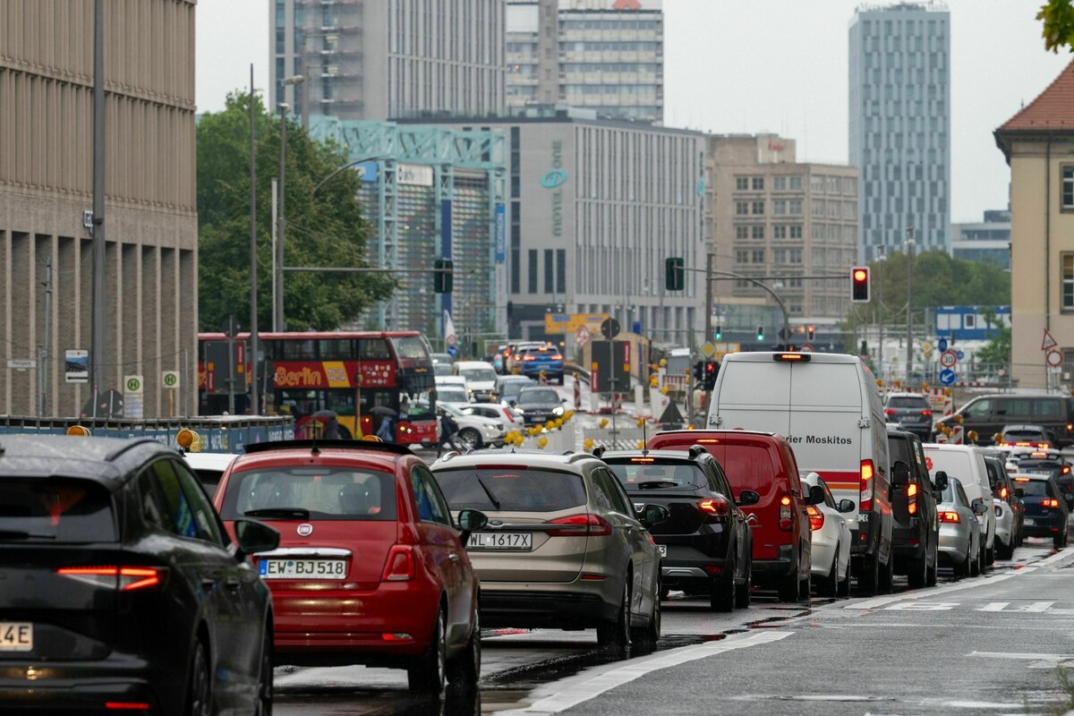 EU-Bericht: Städte unternehmen zu wenig gegen Autos | taz.de