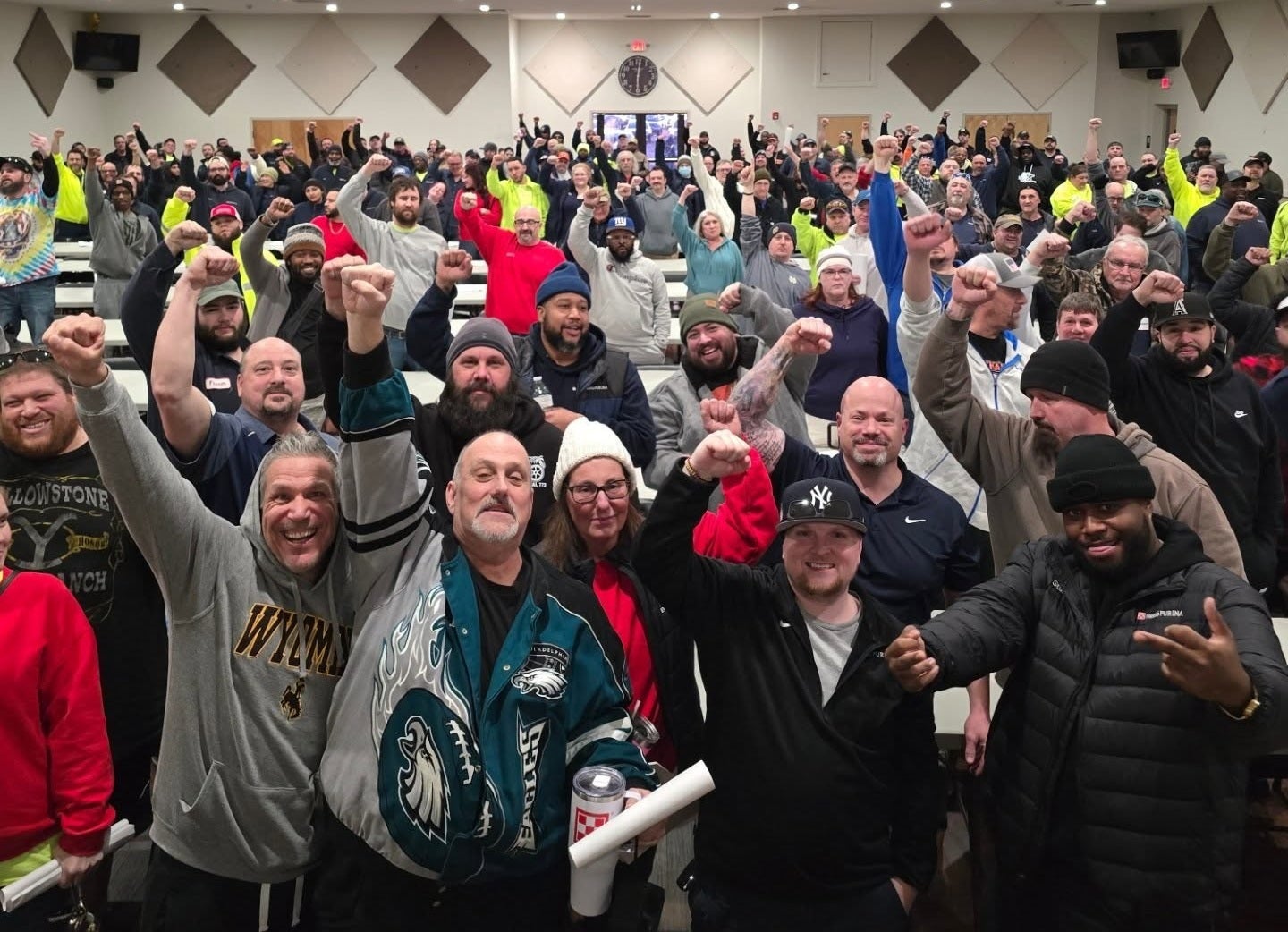 Teamsters Win Strike at Nestle Purina - International Brotherhood of Teamsters