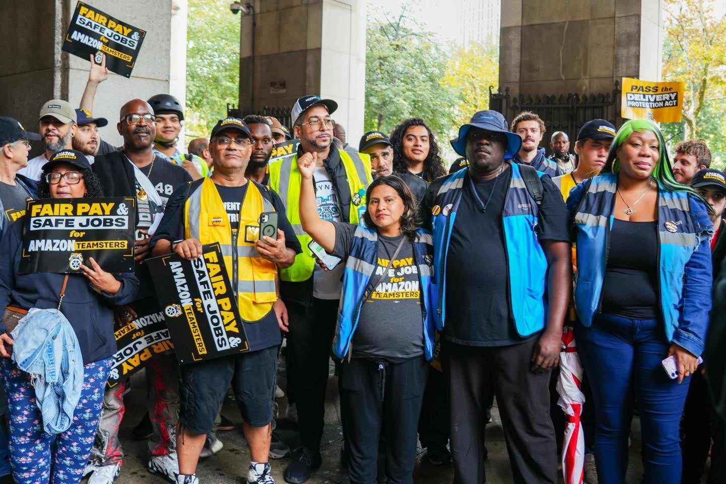 Teamsters-Backed Delivery Protection Act Secures Supermajority in New York City Council - International Brotherhood of Teamsters