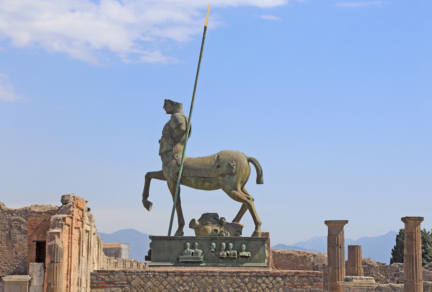 The age of the centaur: $100M ARR is the new cloud valuation milestone | TechCrunch