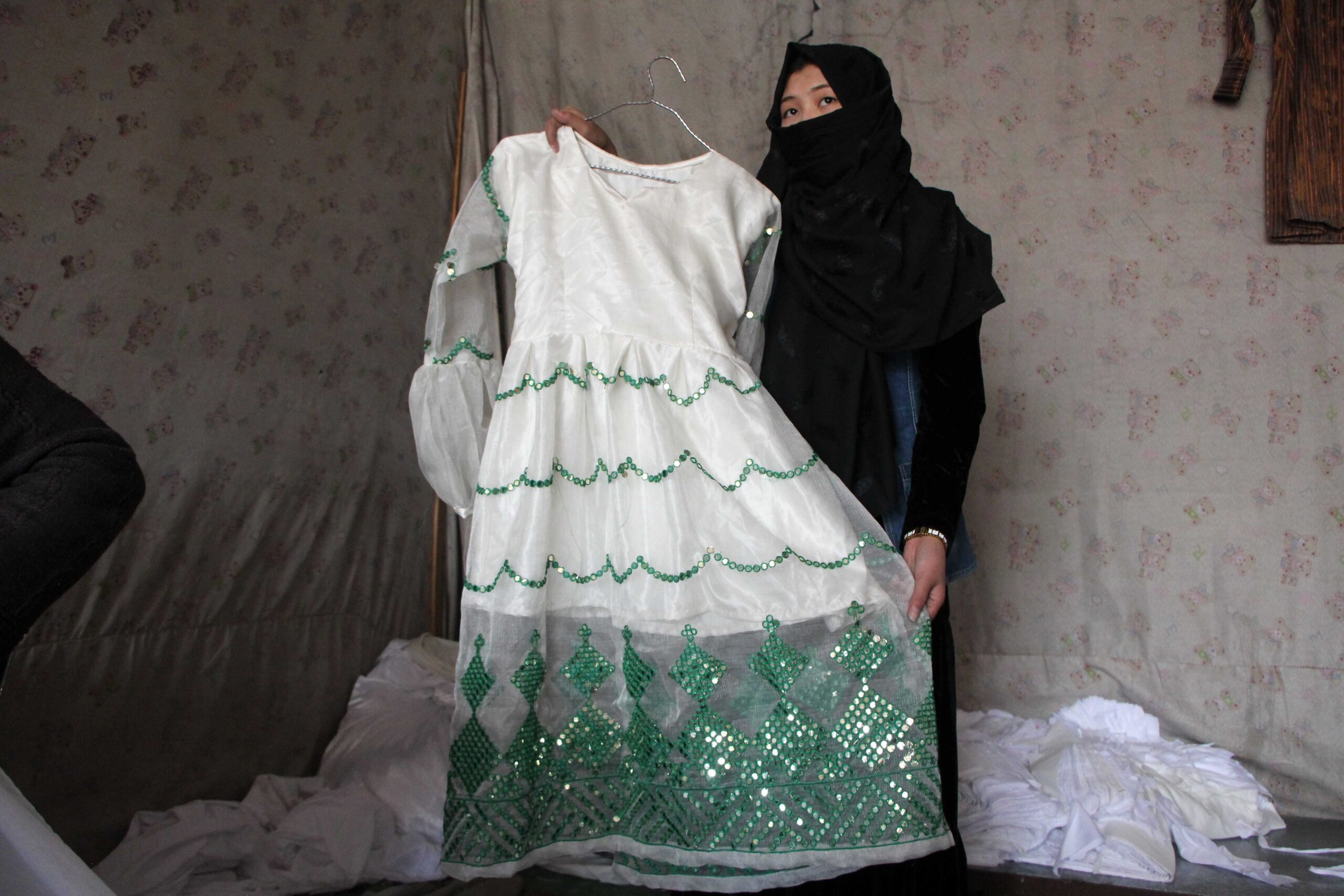 Taliban Ban Male Tailors from Sewing Women’s Clothes in Kandahar - The Afghan Times