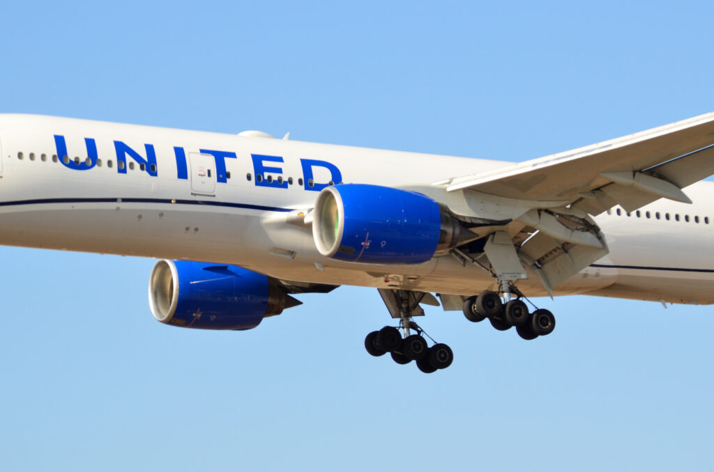 United dive after Maui departure adds to list of industry close calls - The Air Current