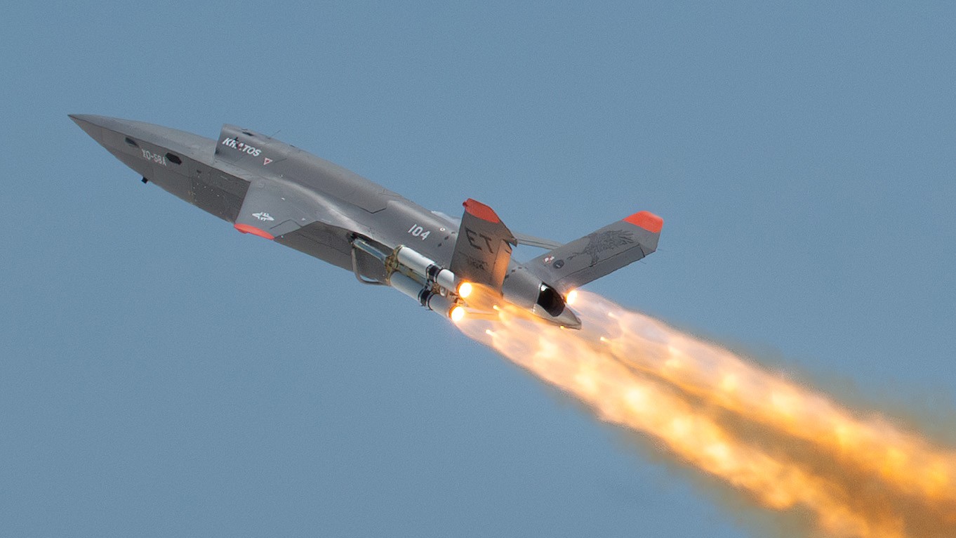 U.S. Air Force F-16C and F-15E Control Multiple XQ-58 Drones in Groundbreaking Test - The Aviationist