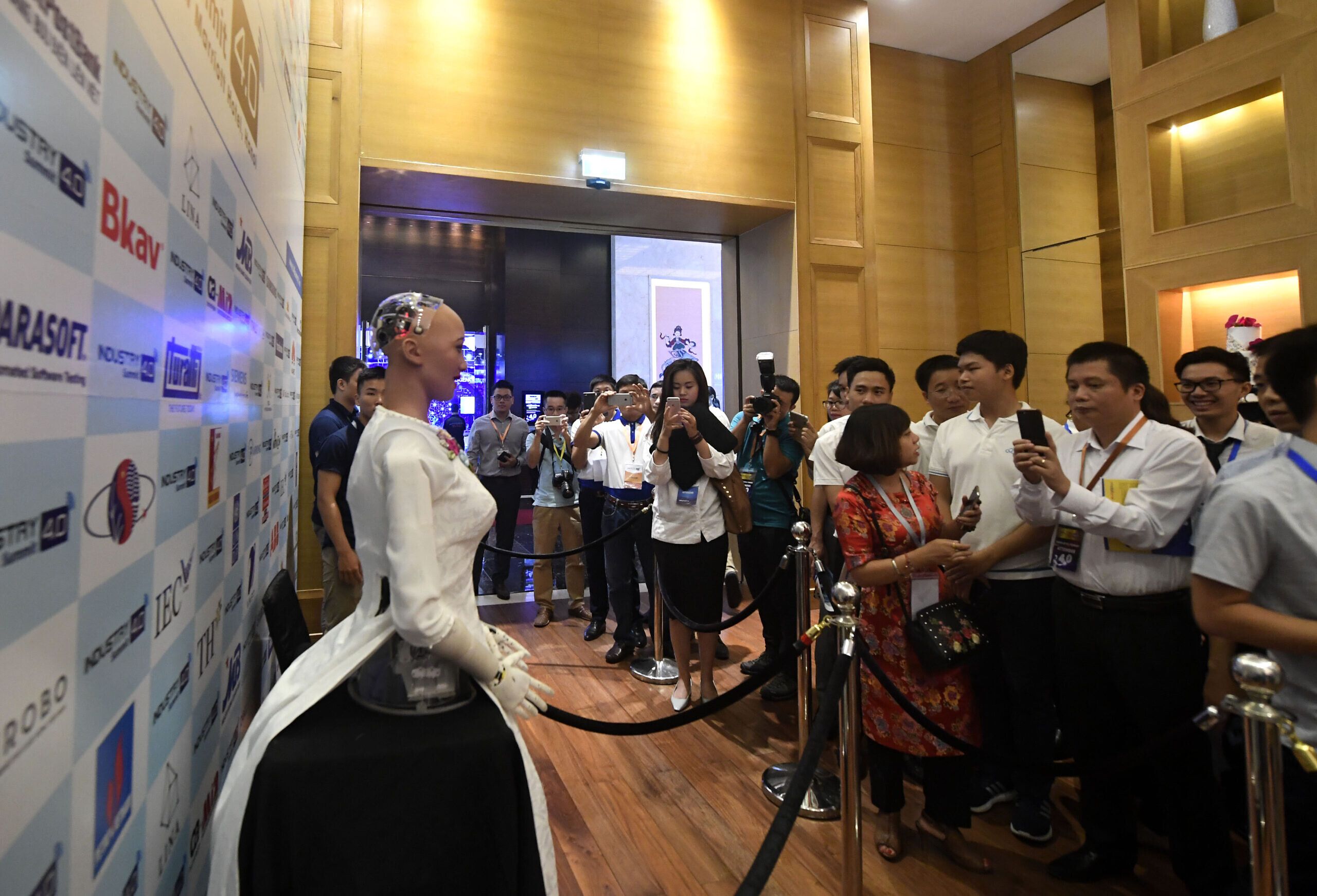 Addressing Gender Bias to Achieve Ethical AI - IPI Global Observatory