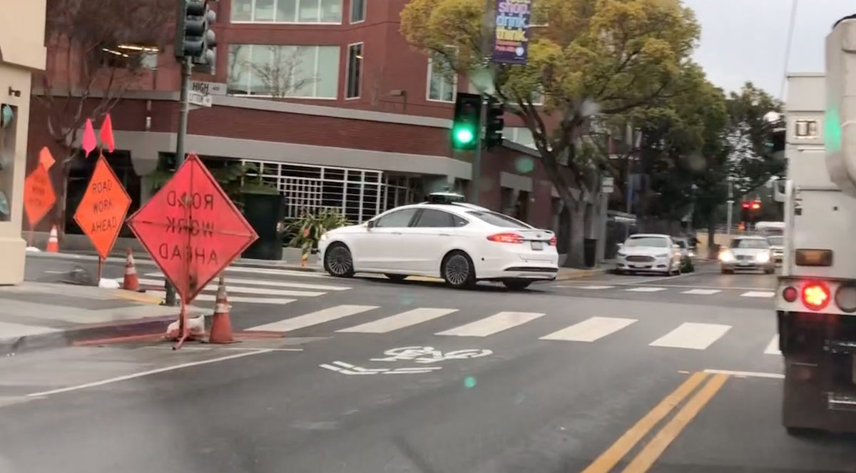 Lyft! Yet Another Unidentified Ford Spotted in Palo Alto – The Last Driver License Holder…