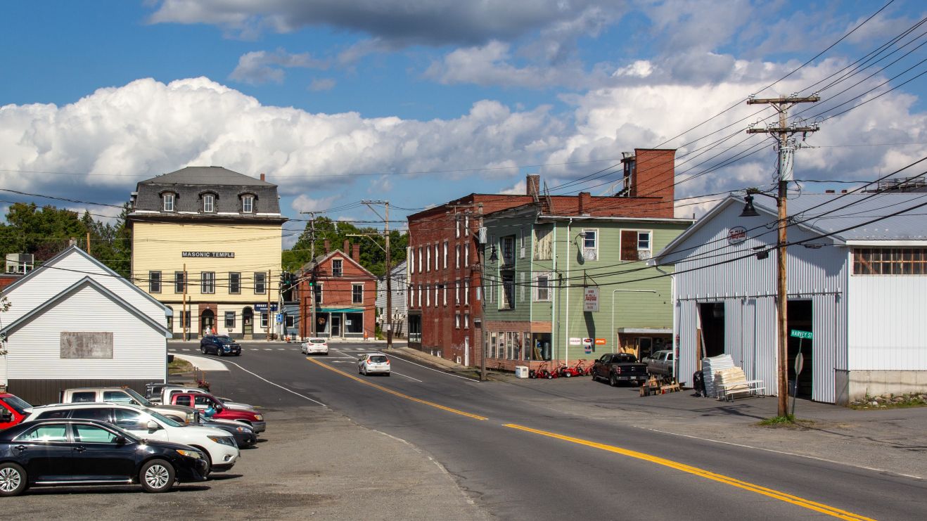 How Maine's rates of gun suicide compare to national trends
