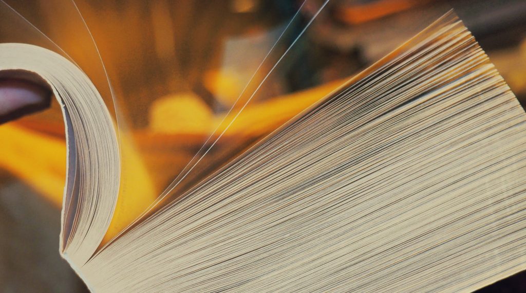 The Ghost in My Hands: On Reading Digital Books - The Millions