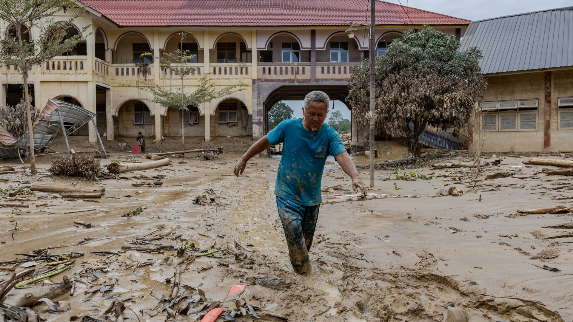 Photo Essay: Climate Change and Deforestation Collide in Indonesia’s Deadly Floods • The Revelator