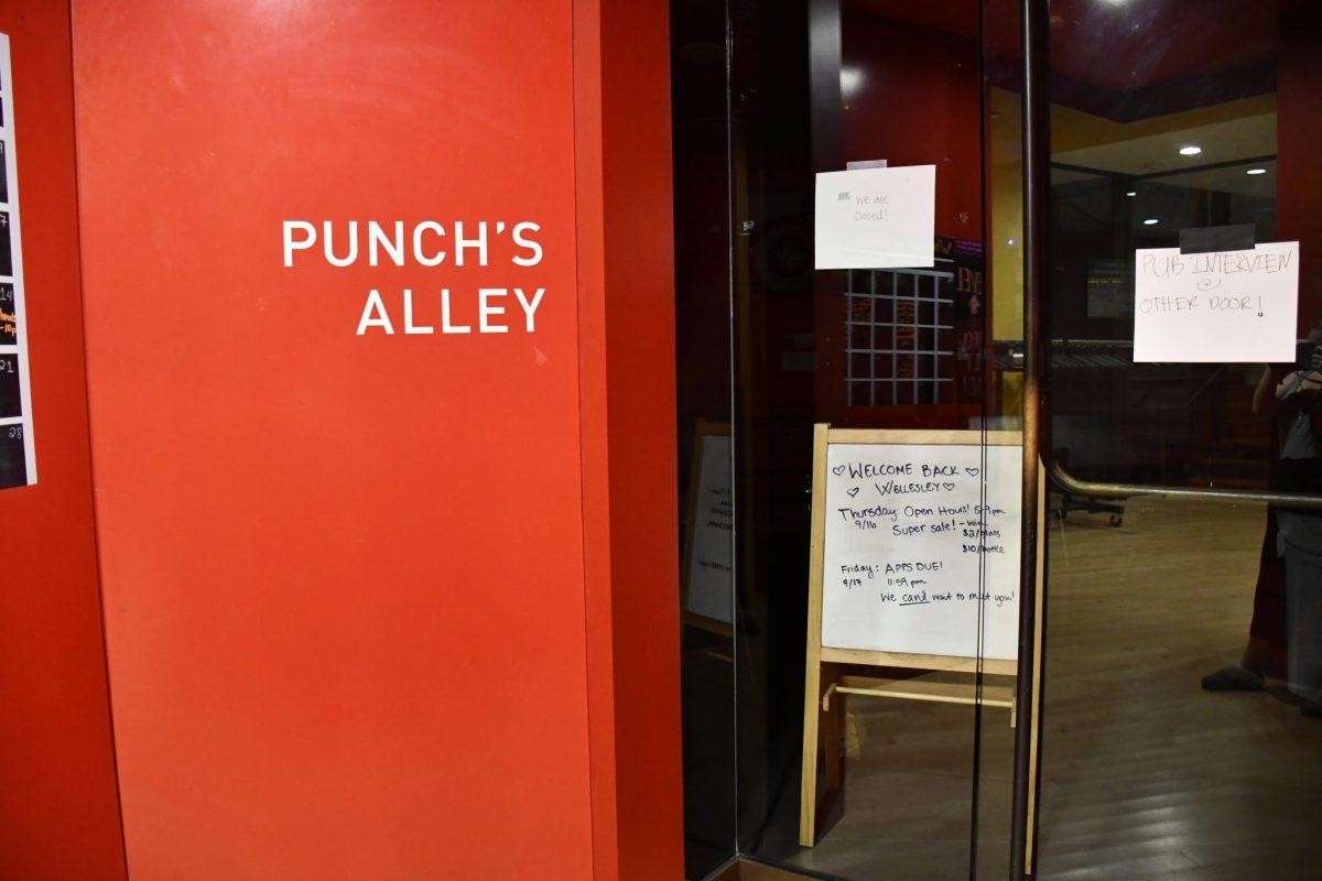 The downfall of the campus bar: A timeline of Punch’s Alley’s closure – The Wellesley News