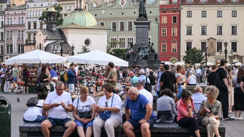 Polish economy grows by 3.6% in 2025, and there’s more strength ahead | snaps | ING THINK